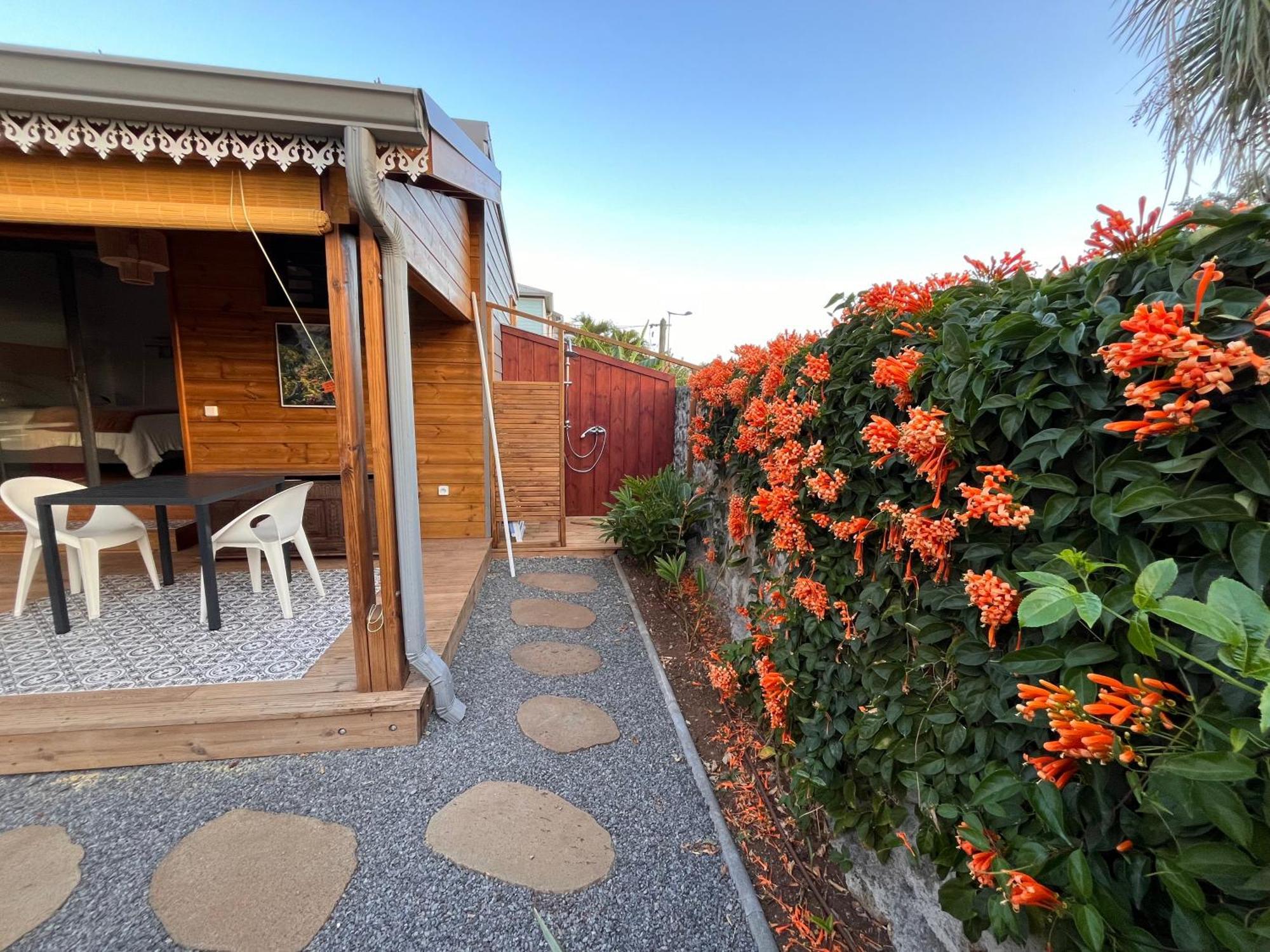 Bungalow Leu Gadiamb 생뢰 외부 사진